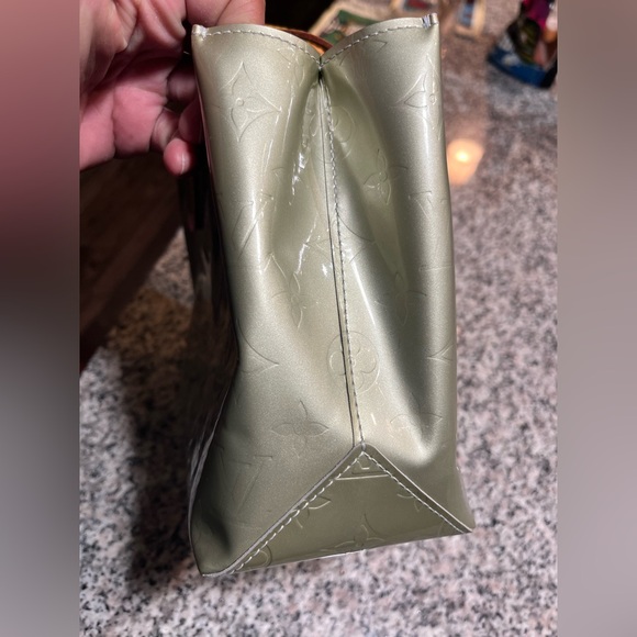 **SOLD**Louis Vuitton Monogram Vernis Reade PM Tote Handbag - Picture 6 of 10